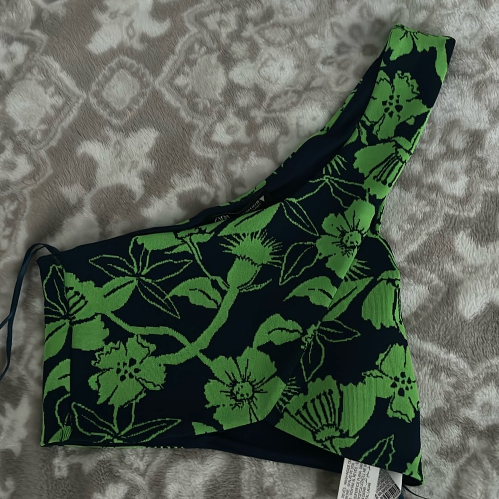 Flower zara top